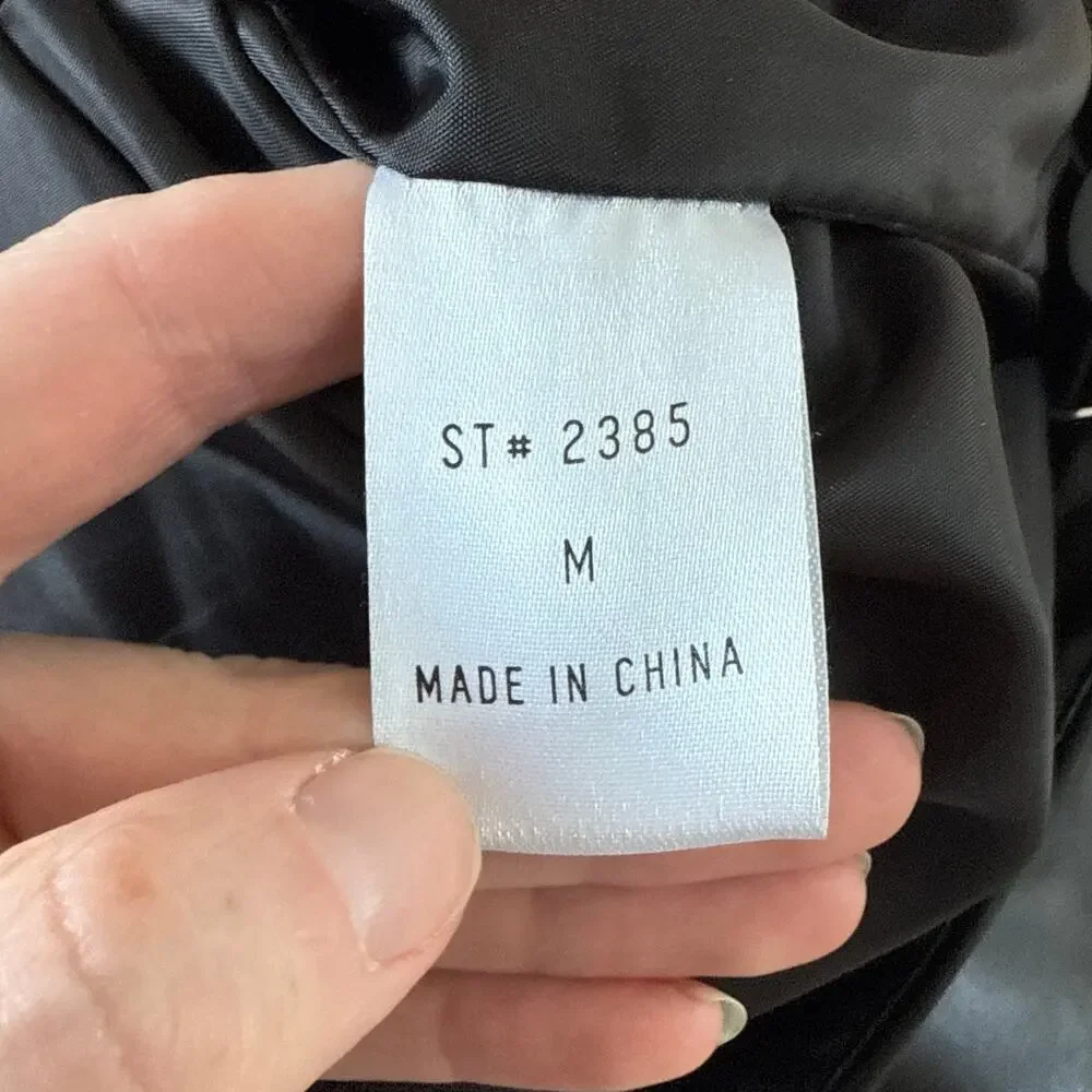 ANWND Puffer jacket Cropped Size M Black - Picture 3 of 4